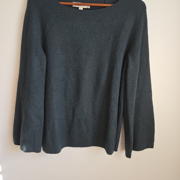 LOFT Sweaters - LOFT Deep Green Sweater with Wide Sleeves Size M